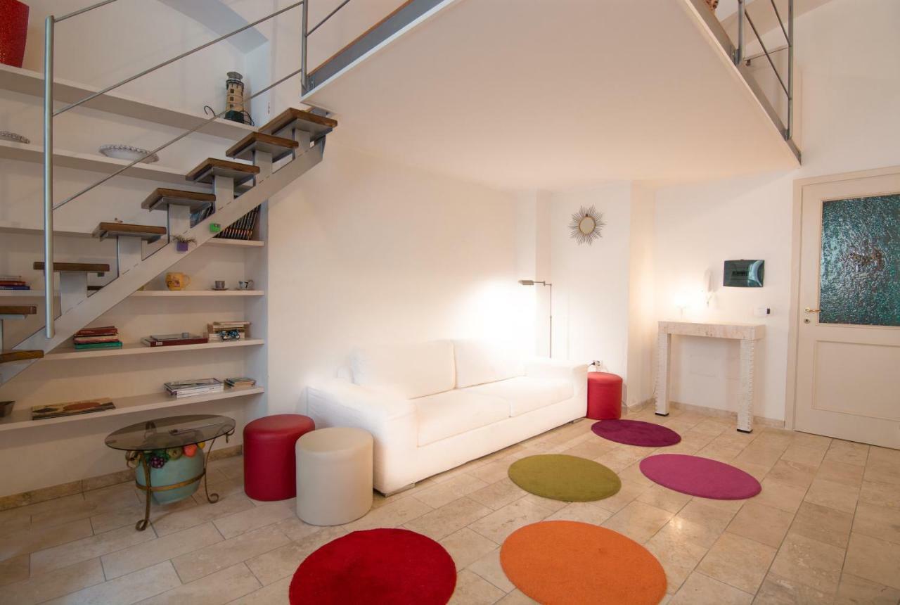 Modern Apartment In Historic Building Cagliari Exterior photo